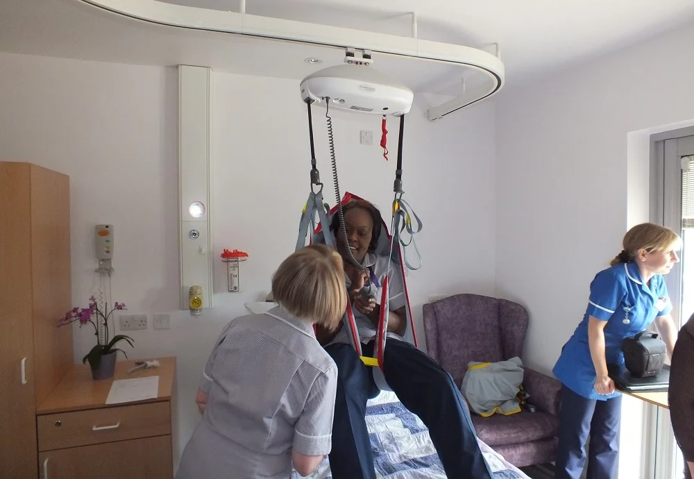 Things to check before using a ceiling track hoist