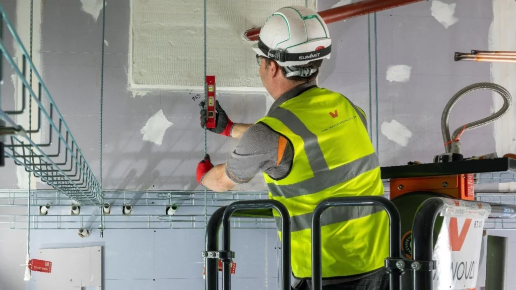 Smart Hospitals: Integrating Technology for Enhanced Patient Care