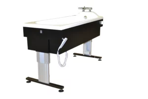 TR 1700 Accessible Bathtub
