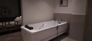 TR Comfortline Accessible Bath