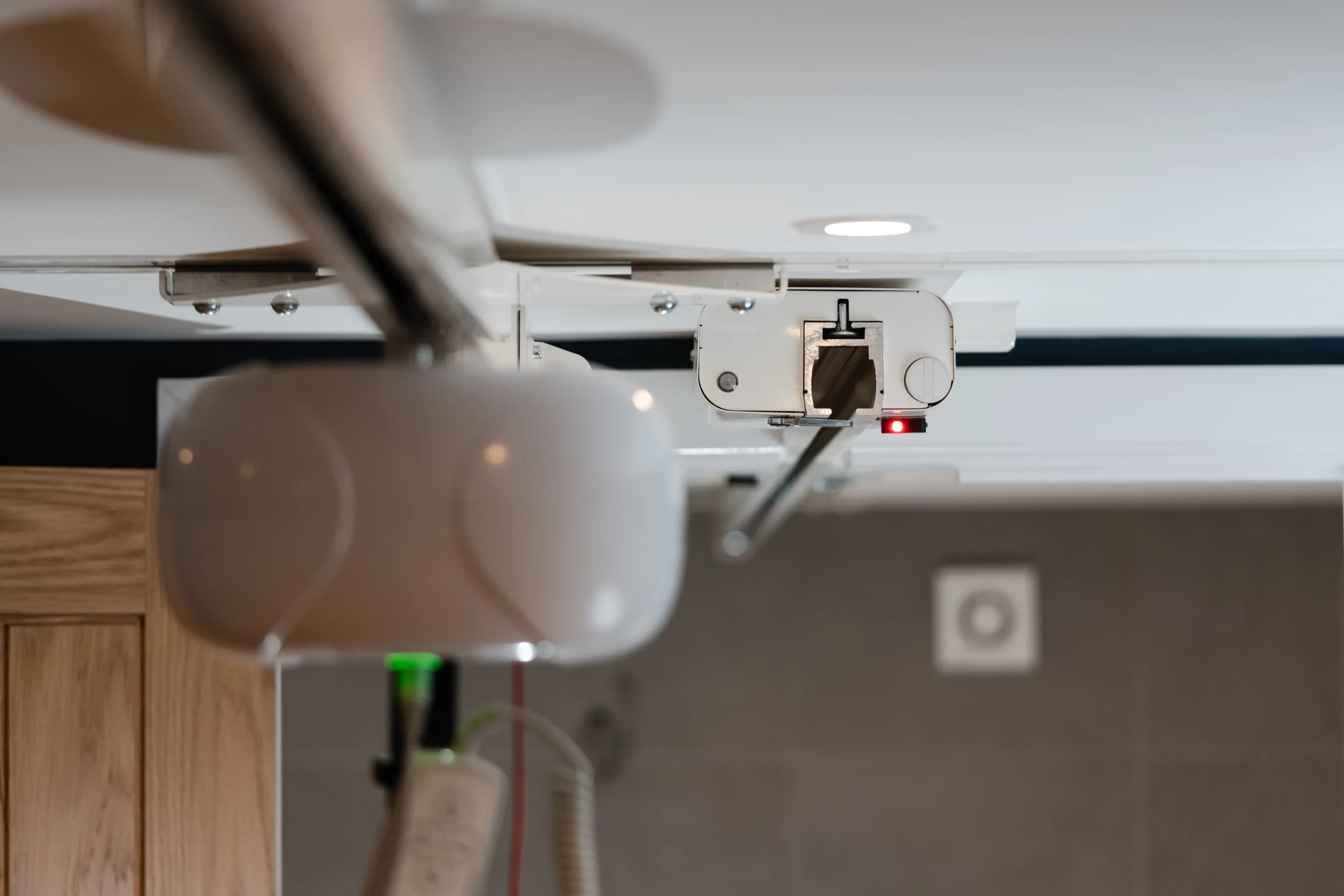 Ceiling Hoist Track Switch on Embedded Rail