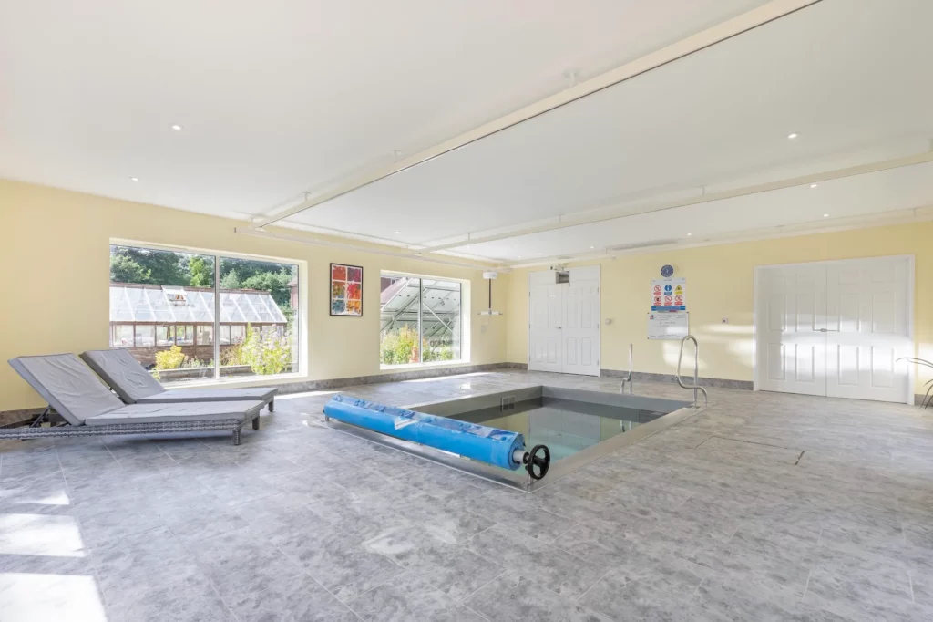 Domestic Hydrotherapy Pool