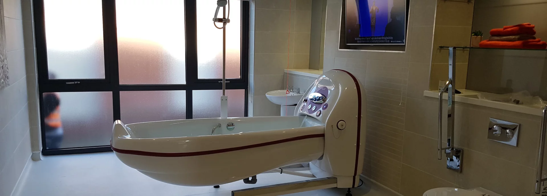 Does a Height Adjustable Bath Require LOLER Testing?