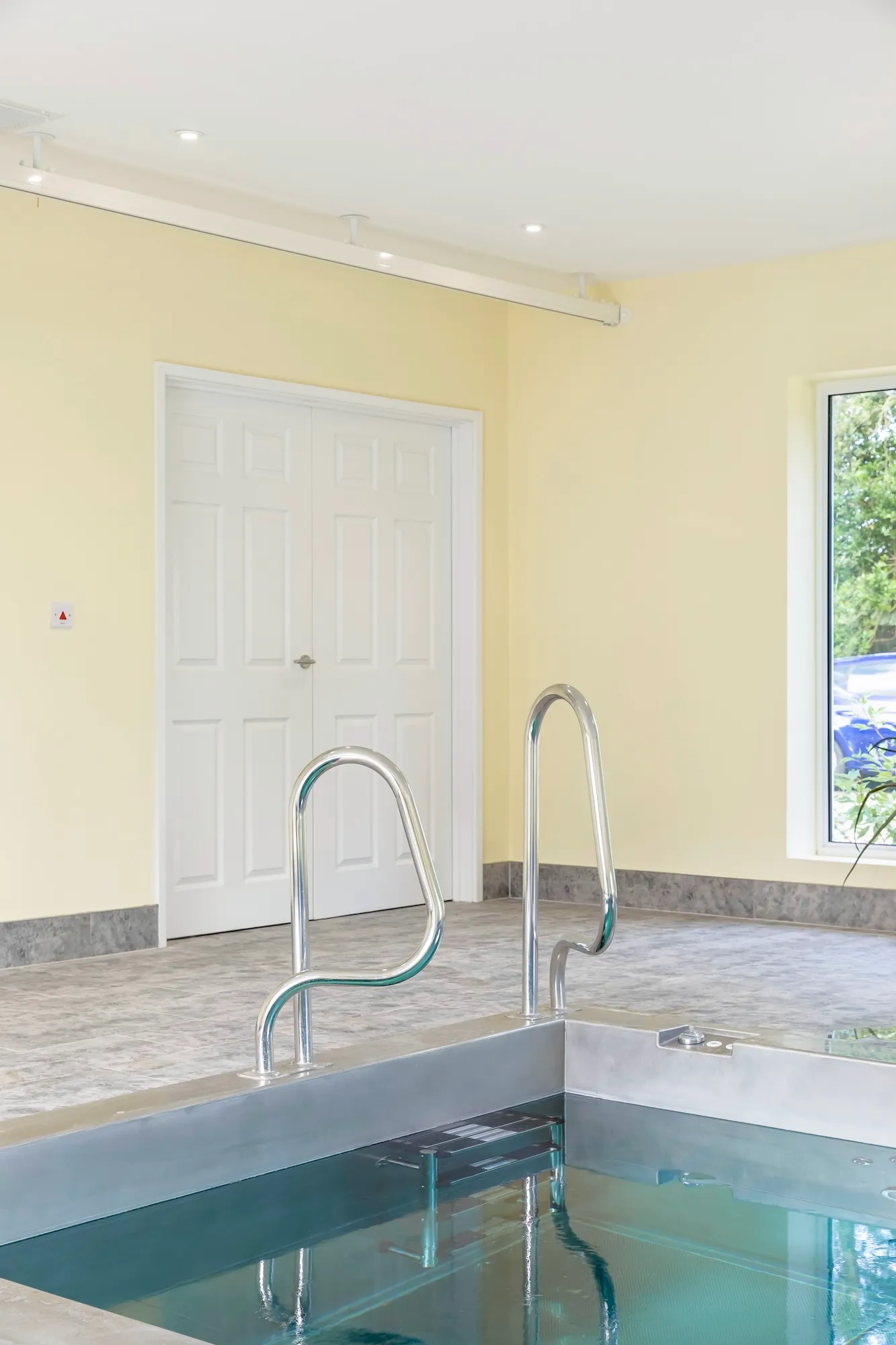 INN003_10_LongacreHydrotherapyPool_STILLS_WEB_12