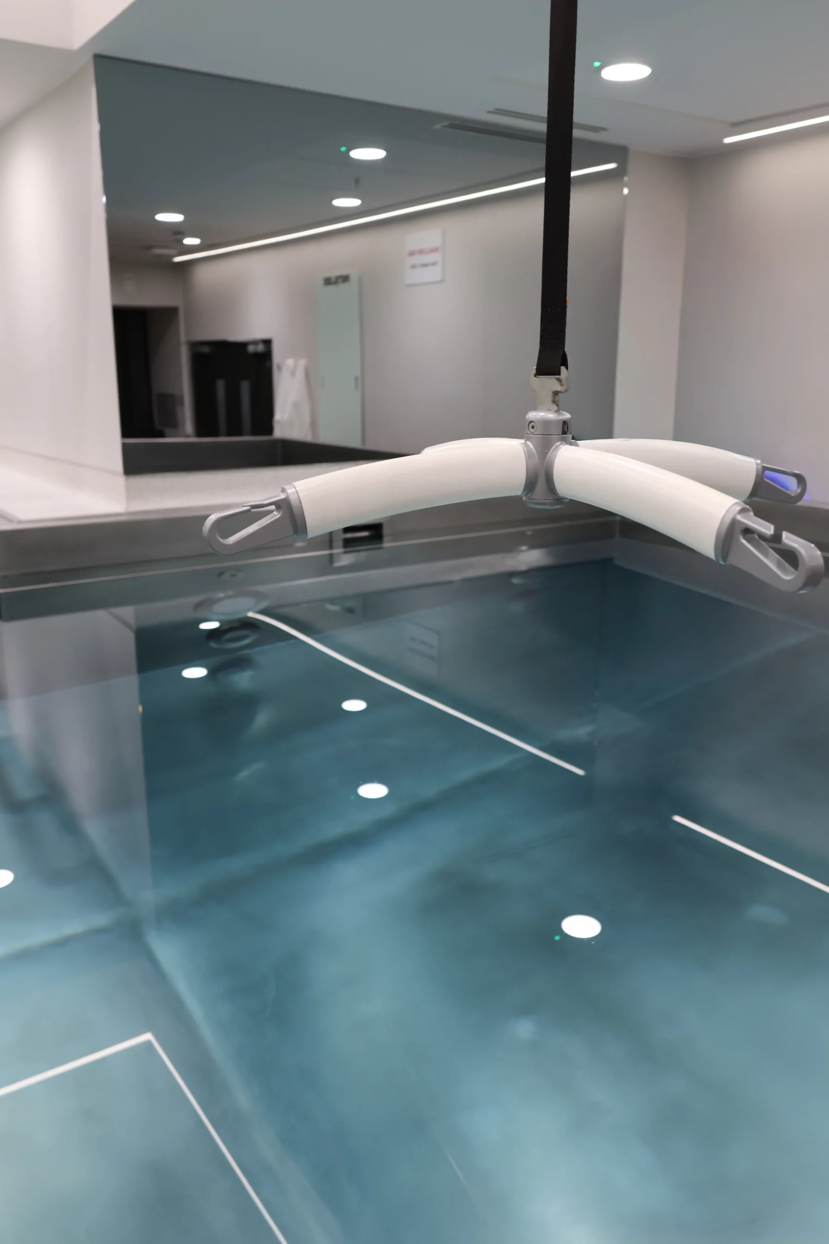Wellington Hospital Hydro Pool Hoist